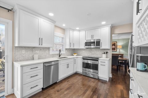 Tiny photo for 233 Briarheath Lane, Naperville, IL 60565 (MLS # 12572184)