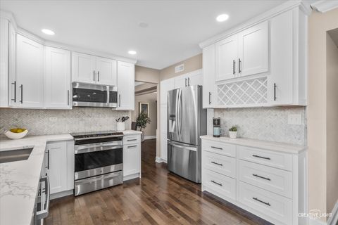 Tiny photo for 233 Briarheath Lane, Naperville, IL 60565 (MLS # 12572184)