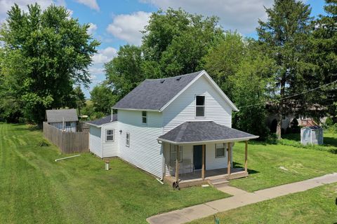 Tiny photo for 1506 E 2710N Road, Clifton, IL 60927 (MLS # 12597831)