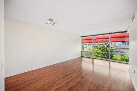 Tiny photo for 800 Elgin Road #812, Evanston, IL 60201 (MLS # 12614345)