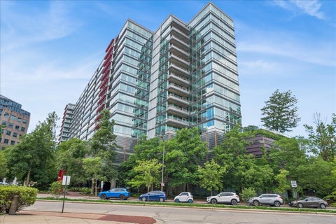 Photo of 800 Elgin Road #812, Evanston, IL 60201 (MLS # 12614345)
