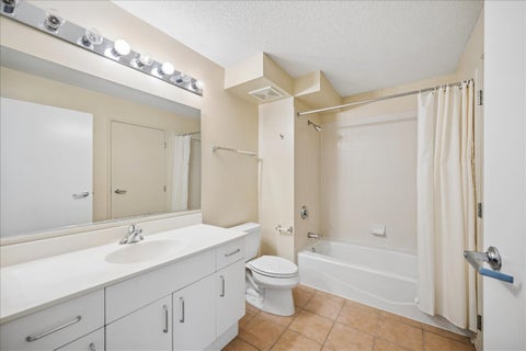Tiny photo for 800 Elgin Road #812, Evanston, IL 60201 (MLS # 12614345)
