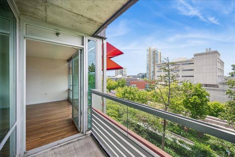 Tiny photo for 800 Elgin Road #812, Evanston, IL 60201 (MLS # 12614345)