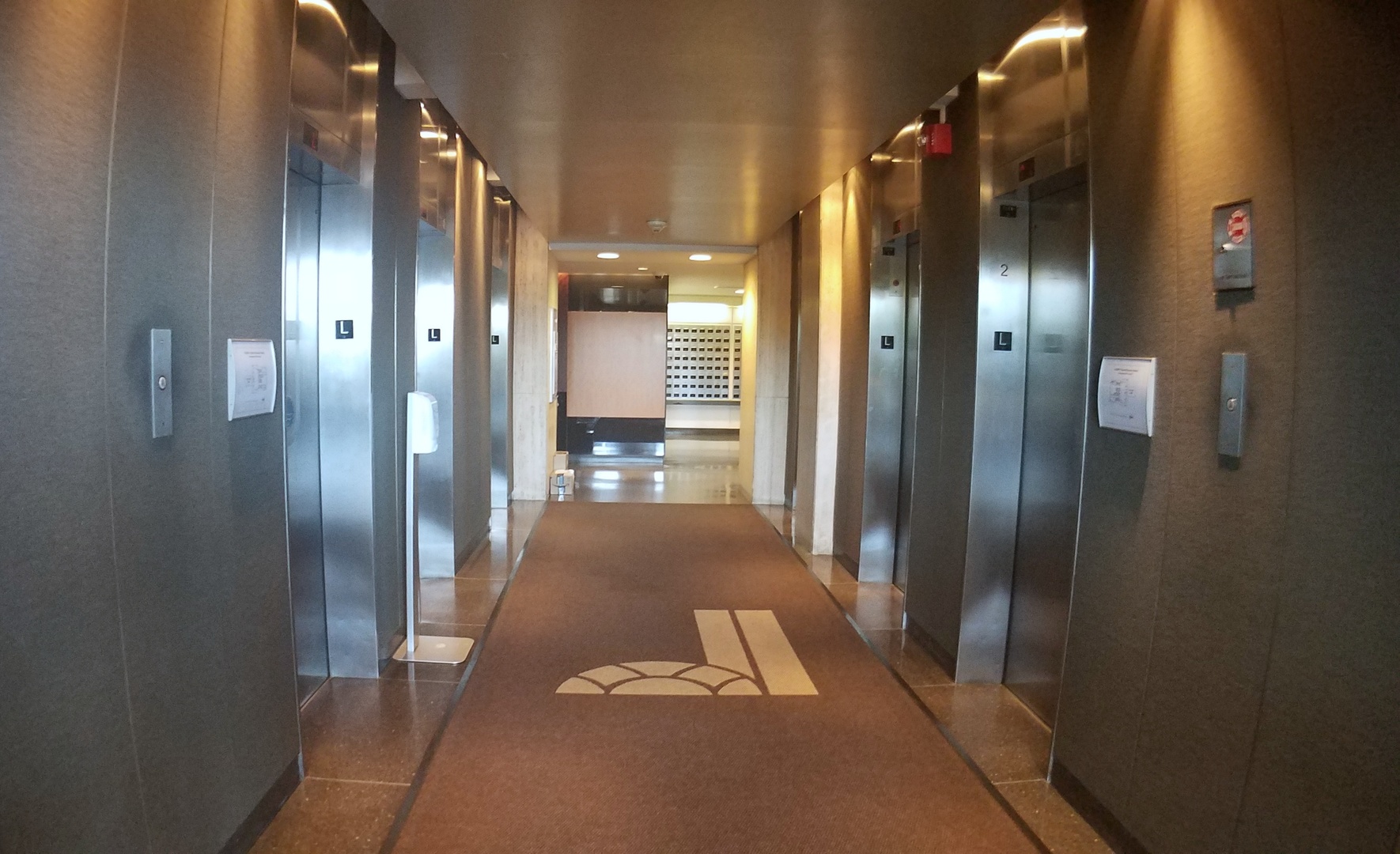 Chicago, Illinois 60601, United States, 2 Bedrooms Bedrooms, ,2 BathroomsBathrooms,Residential,Active,205753