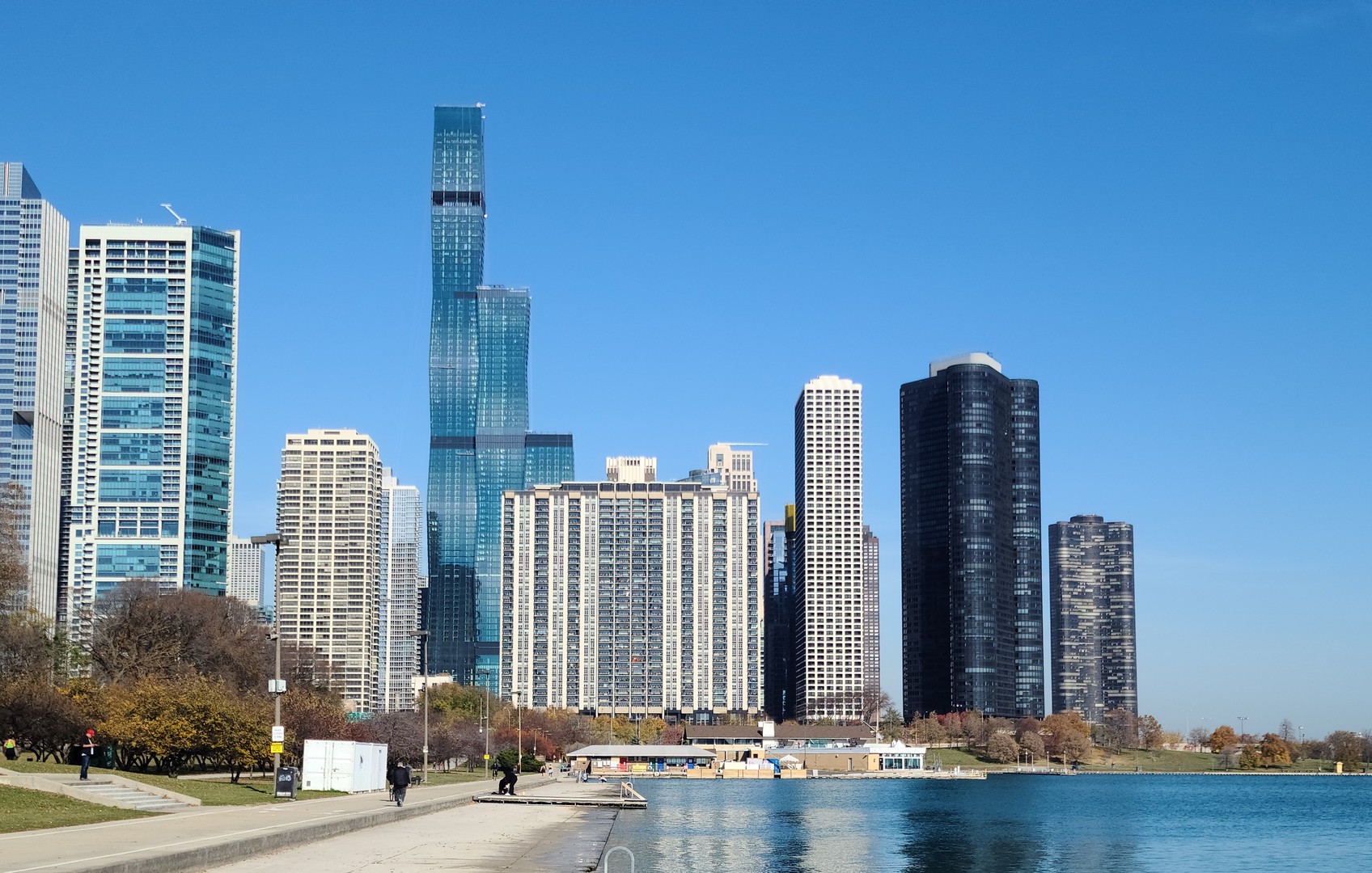 Chicago, Illinois 60601, United States, 2 Bedrooms Bedrooms, ,2 BathroomsBathrooms,Residential,Active,205753