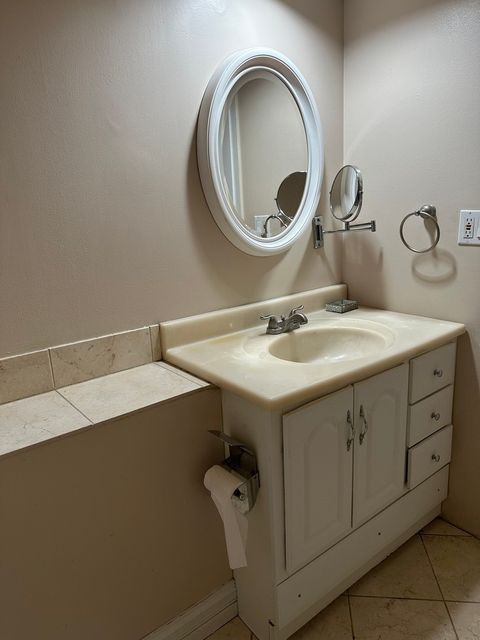 Tiny photo for 8809 W Golf Road #11F, Niles, IL 60714 (MLS # 12471674)