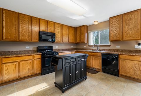 Tiny photo for 16320 Spring Creek Lane, Plainfield, IL 60586 (MLS # 12372465)