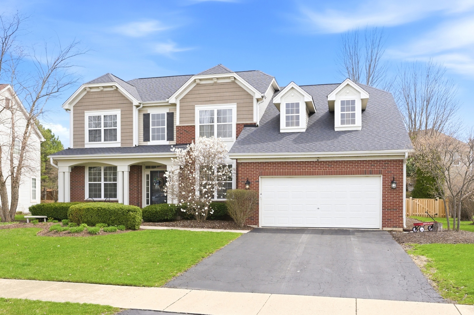 2807 Forest Creek Lane