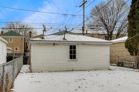 Tiny photo for 1833 Oak Park Avenue, Berwyn, IL 60402 (MLS # 12553948)