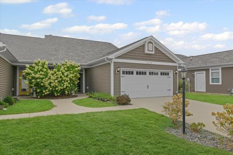 Photo of 3019 E Stillwater Landing, Urbana, IL 61802 (MLS # 12473869)