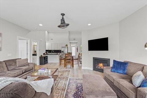 Tiny photo for 3019 E Stillwater Landing, Urbana, IL 61802 (MLS # 12473869)