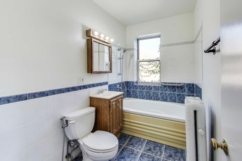 Tiny photo for 6121 S Woodlawn Avenue #2, Chicago, IL 60637 (MLS # 12505299)