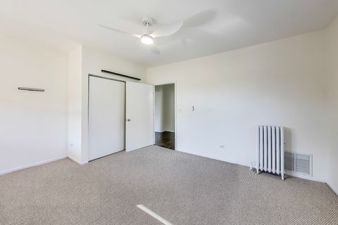 Tiny photo for 6121 S Woodlawn Avenue #2, Chicago, IL 60637 (MLS # 12505299)