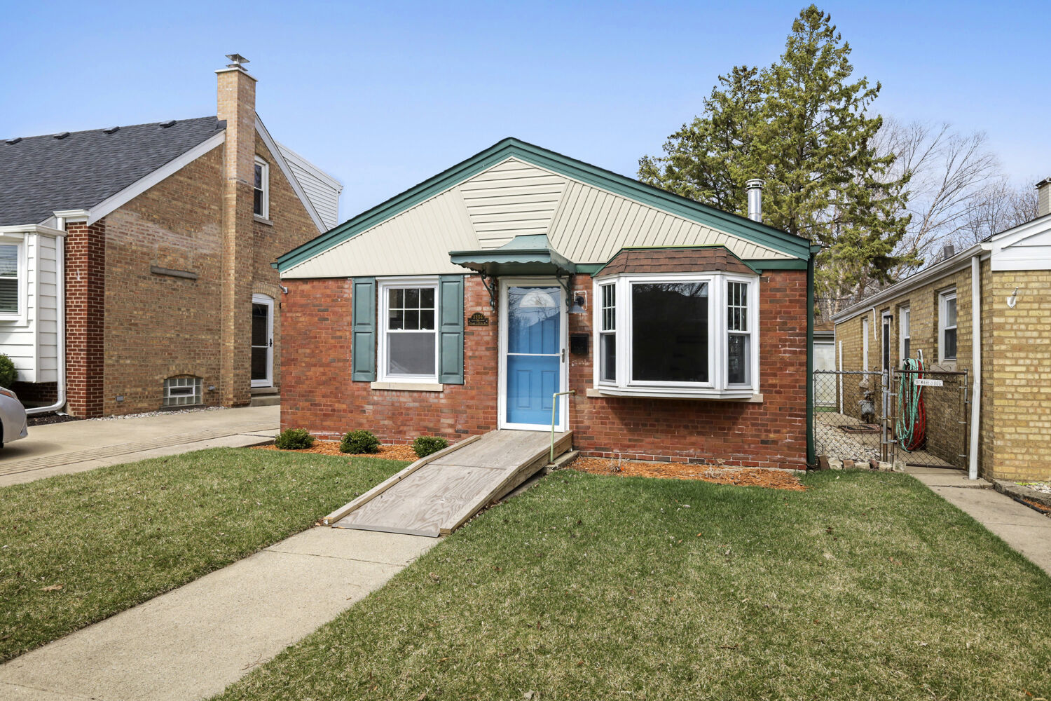 3504 W 107th Street