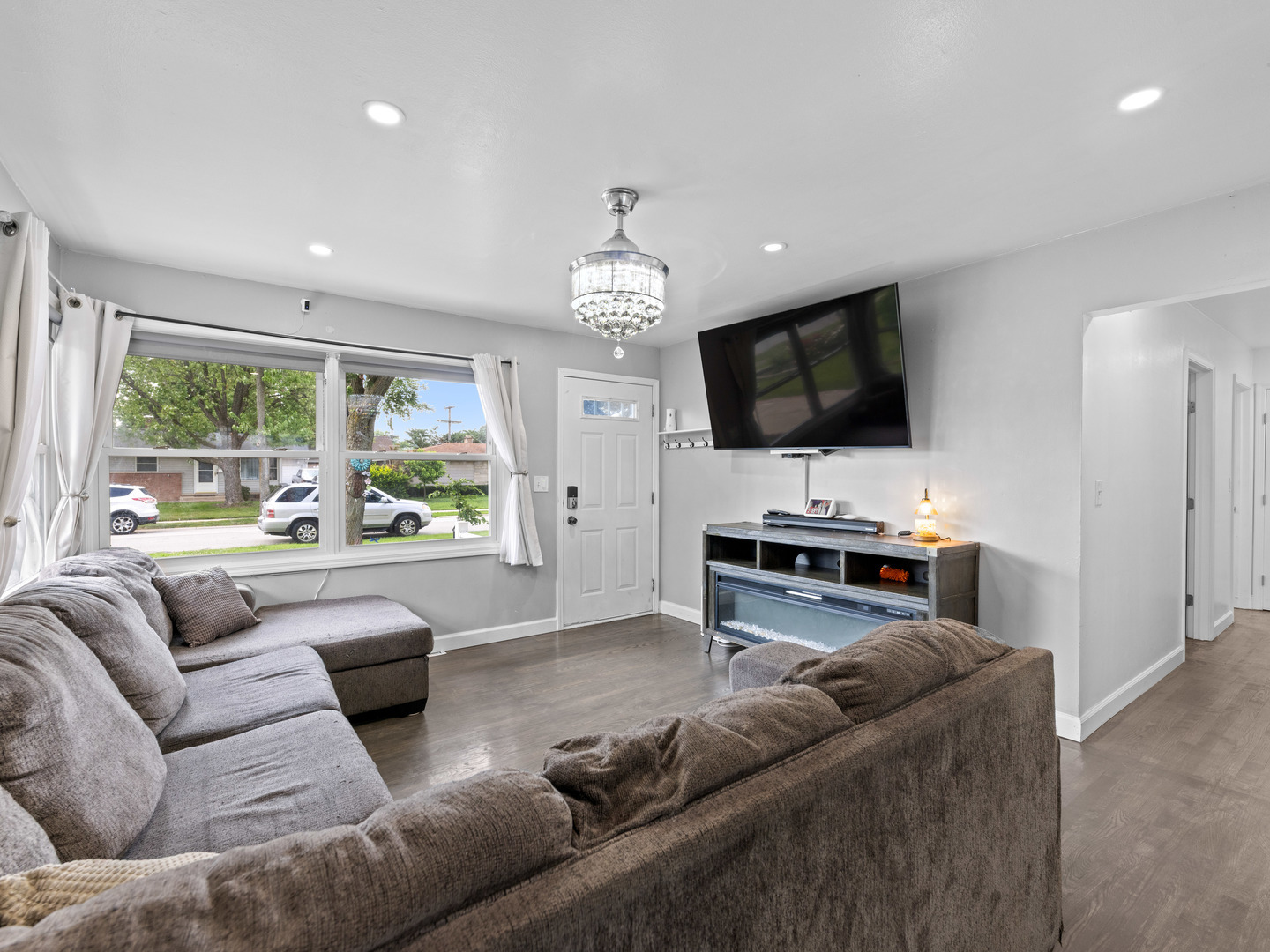 45 E Normandy Drive