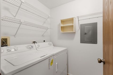 Tiny photo for 197 Camden Court #X1, Schaumburg, IL 60194 (MLS # 12591947)