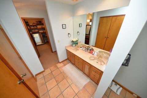 Tiny photo for 833 N 27th Street, Mt Vernon, IL 62864 (MLS # 12556283)