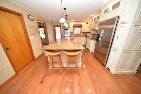 Tiny photo for 833 N 27th Street, Mt Vernon, IL 62864 (MLS # 12556283)