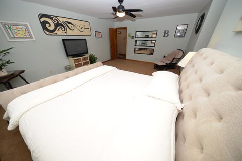 Tiny photo for 833 N 27th Street, Mt Vernon, IL 62864 (MLS # 12556283)