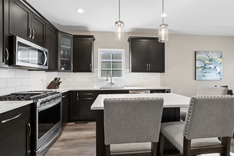 Tiny photo for 14256 Lacey Drive, Lemont, IL 60439 (MLS # 12604340)