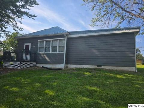 Tiny photo for 1541 Elm Street, Hamilton, IL 62341 (MLS # 12432375)