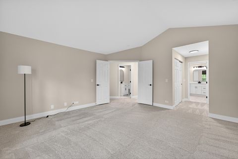 Tiny photo for 802 Butternut Lane #C, Mount Prospect, IL 60056 (MLS # 12634425)