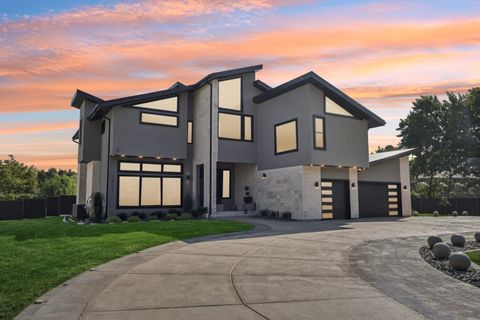 Photo of 1341 Pfingsten Road, Northbrook, IL 60062 (MLS # 12477566)