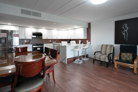 Tiny photo for 2900 Maple Avenue #19E, Downers Grove, IL 60515 (MLS # 12468906)