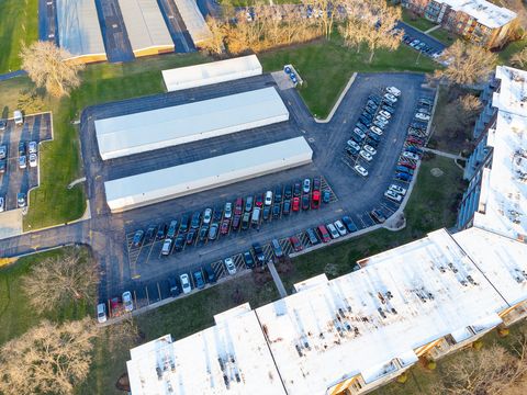 Tiny photo for 2900 Maple Avenue #19E, Downers Grove, IL 60515 (MLS # 12468906)