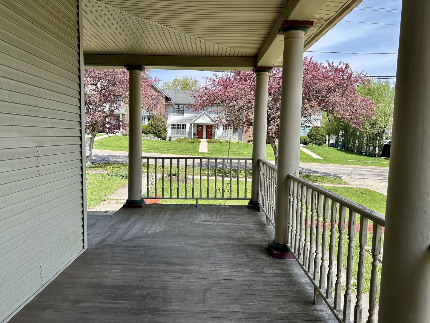 319 W South Street