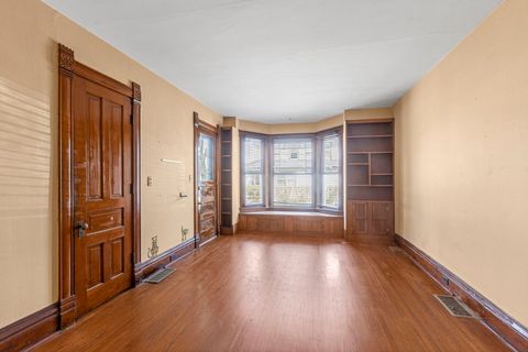 Tiny photo for 319 W South Street, Woodstock, IL 60098 (MLS # 12558120)