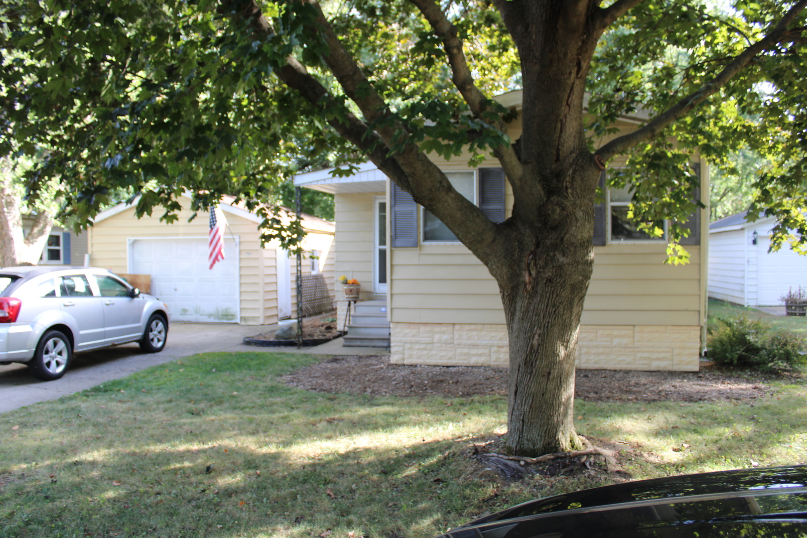 92 Oak Avenue