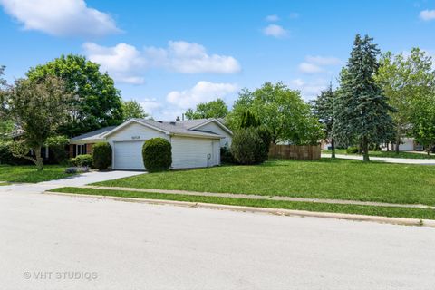 Tiny photo for 5S730 Malibu Lane, Naperville, IL 60540 (MLS # 12503451)