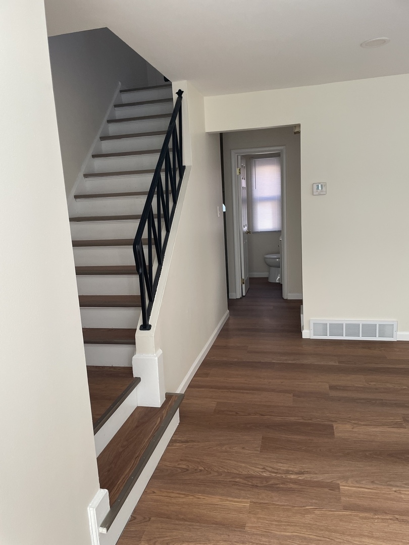 10059 Frontage Road F