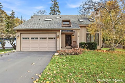 3 Woodhead Drive Lake Villa IL 60046