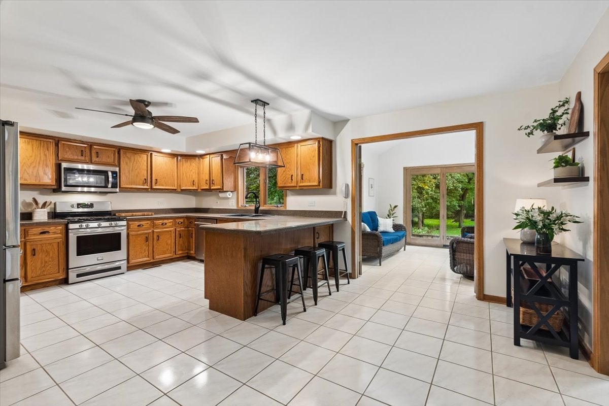 13449 W Oakwood Court