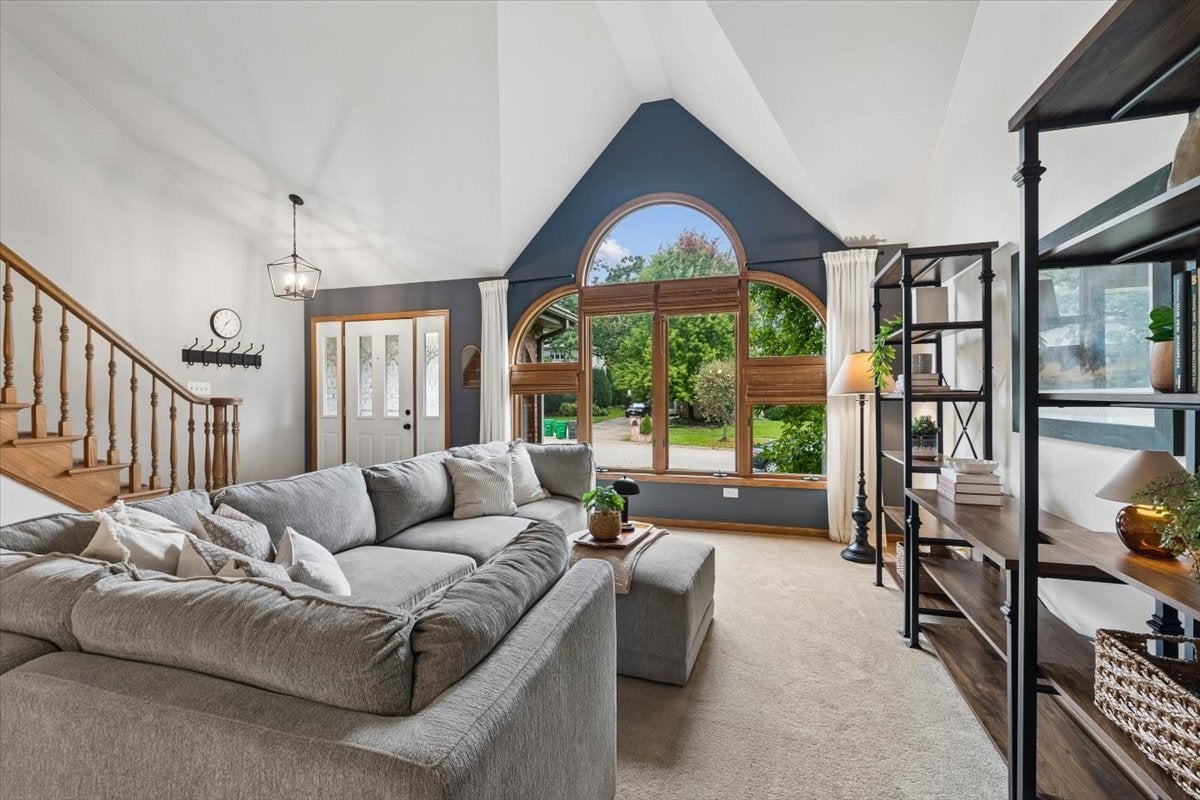 13449 W Oakwood Court