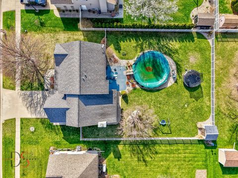 Tiny photo for 808 Kimberly Lane, Ottawa, IL 61350 (MLS # 12612471)