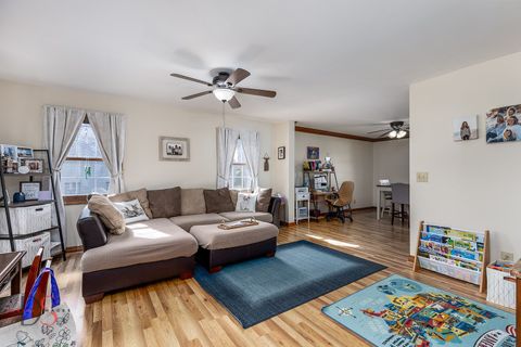 Tiny photo for 808 Kimberly Lane, Ottawa, IL 61350 (MLS # 12612471)