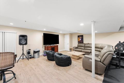 Tiny photo for 6506 Fawn Court, Matteson, IL 60443 (MLS # 12535649)