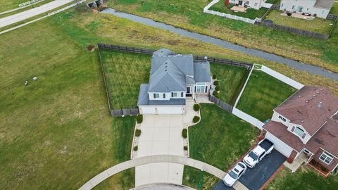 Tiny photo for 6506 Fawn Court, Matteson, IL 60443 (MLS # 12535649)