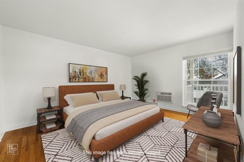 Tiny photo for 81 S 6th Avenue #202, La Grange, IL 60525 (MLS # 12618647)