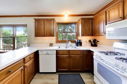 Tiny photo for 745 Newberry Drive, Batavia, IL 60510 (MLS # 12682034)