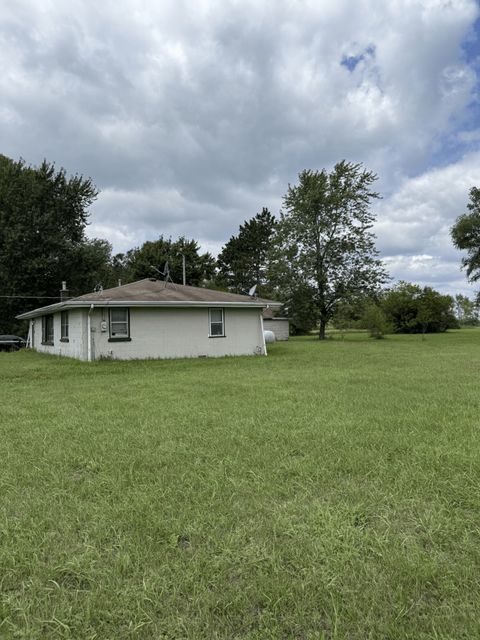 Tiny photo for 12877 E 2110 Road S, Pembroke Twp, IL 60958 (MLS # 12453901)