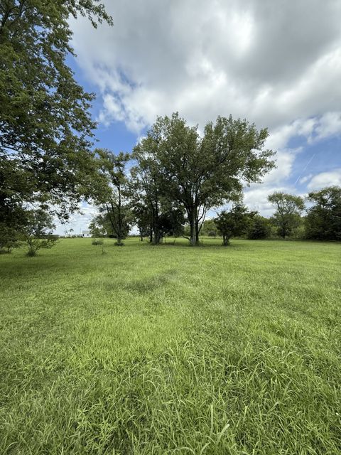 Tiny photo for 12877 E 2110 Road S, Pembroke Twp, IL 60958 (MLS # 12453901)