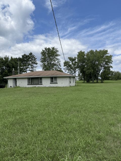 Tiny photo for 12877 E 2110 Road S, Pembroke Twp, IL 60958 (MLS # 12453901)