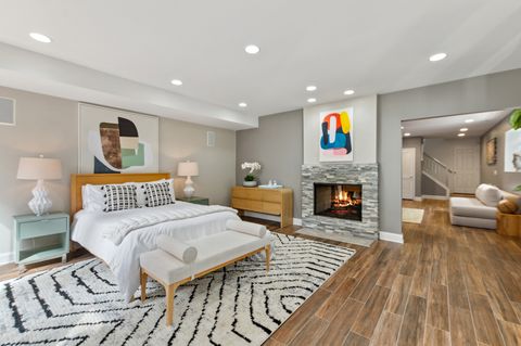 Tiny photo for 1527 W Pearson Street, Chicago, IL 60642 (MLS # 12581395)