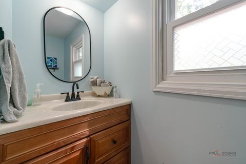 Tiny photo for 820 Black Partridge Road, McHenry, IL 60051 (MLS # 12497279)