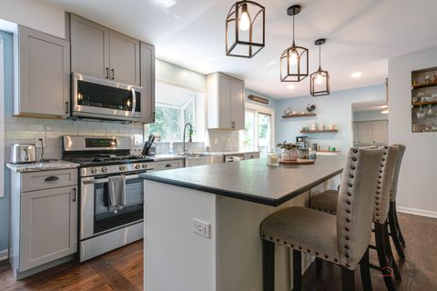 Tiny photo for 820 Black Partridge Road, McHenry, IL 60051 (MLS # 12497279)