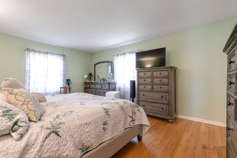 Tiny photo for 820 Black Partridge Road, McHenry, IL 60051 (MLS # 12497279)